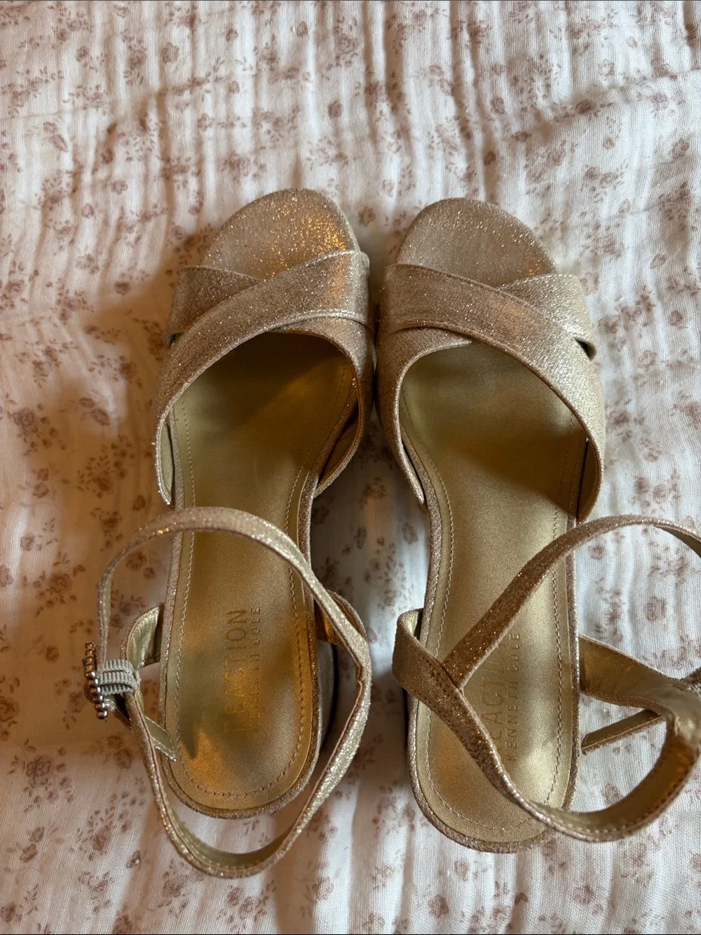Kenneth Cole Reaction Metallic Gold Crisscross Platform Block Heels